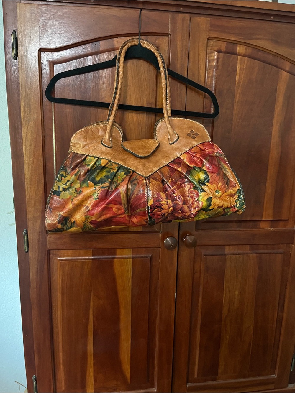Patricia Nash Heritage Collection Multi-Floral Print “Lione” Leather Satchel Bag